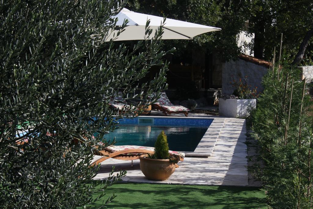 Holiday Home Zavala كليك المظهر الخارجي الصورة