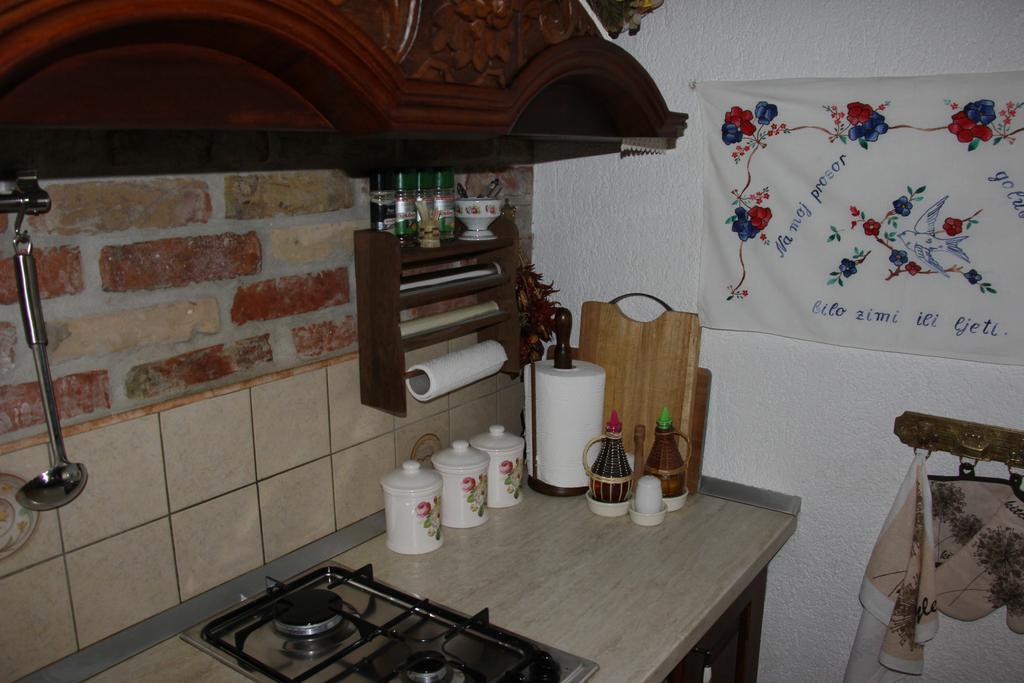 Holiday Home Zavala كليك المظهر الخارجي الصورة