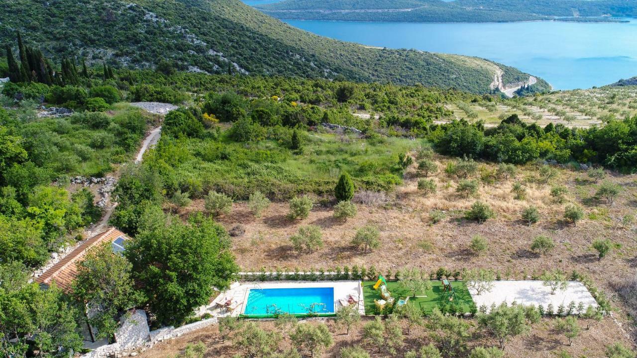Holiday Home Zavala كليك المظهر الخارجي الصورة