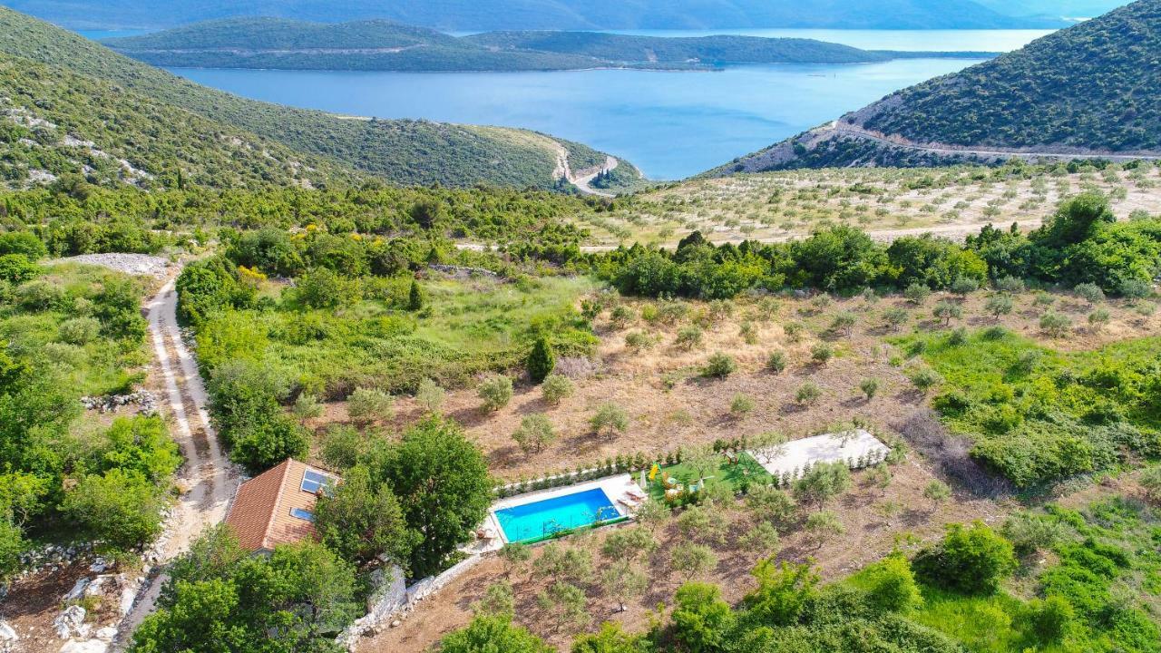 Holiday Home Zavala كليك المظهر الخارجي الصورة